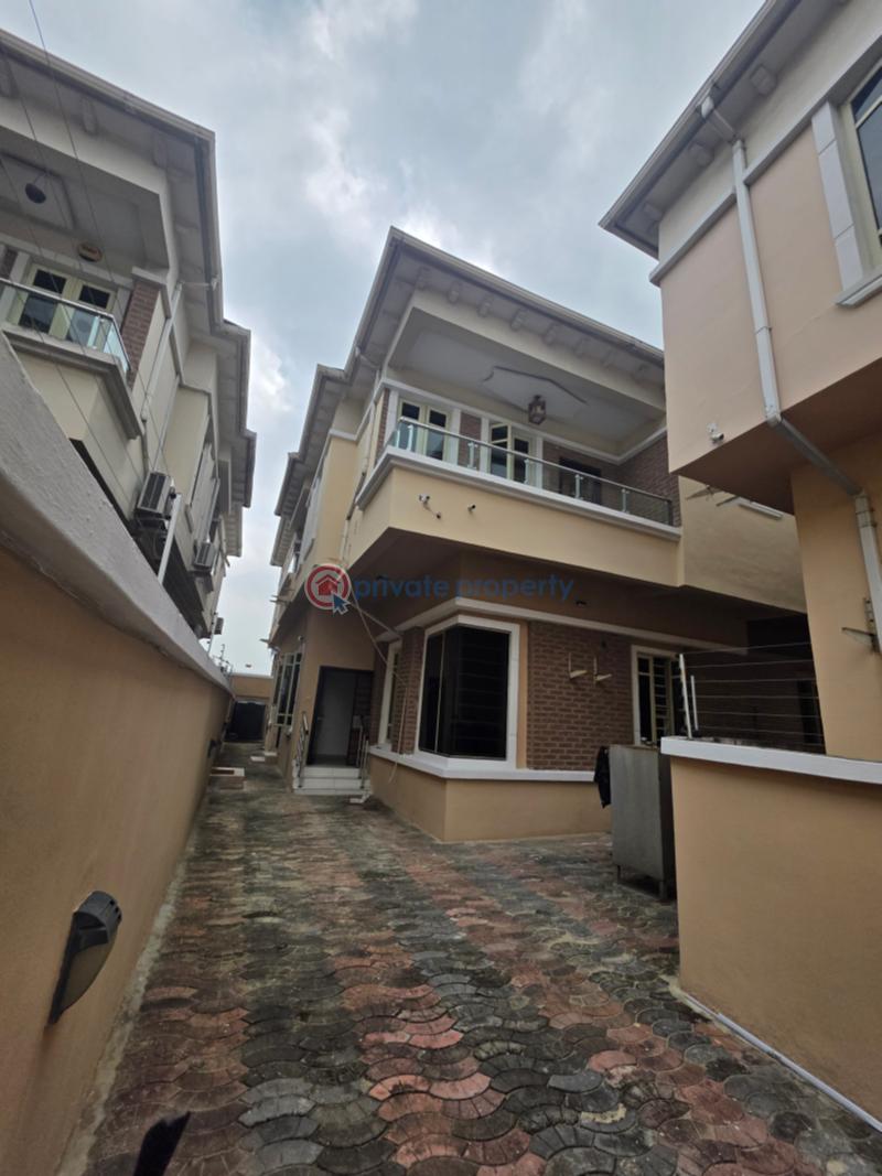 4 bedroom Semi detached Duplex For Rent Kingsbay Estate Ikota Lekki Lagos - 0