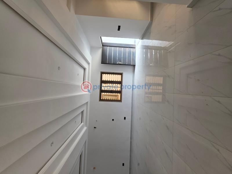 4 bedroom Terraced Duplex For Sale Katampe Main Abuja Phase 2  - 2