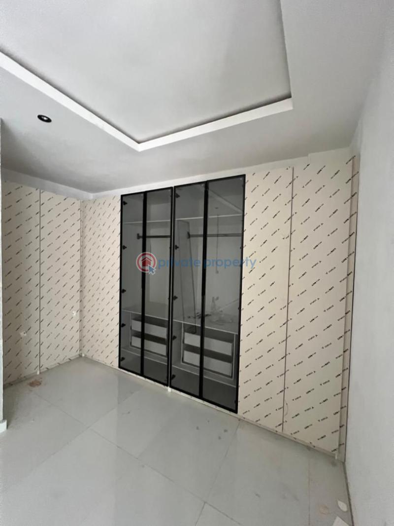 4 bedroom Terraced Duplex For Sale Victoria Island Lagos - 5