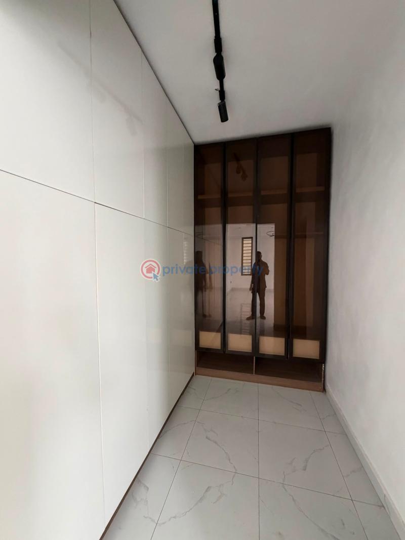 5 bedroom Detached Duplex For Sale Idado Lekki Lagos - 8