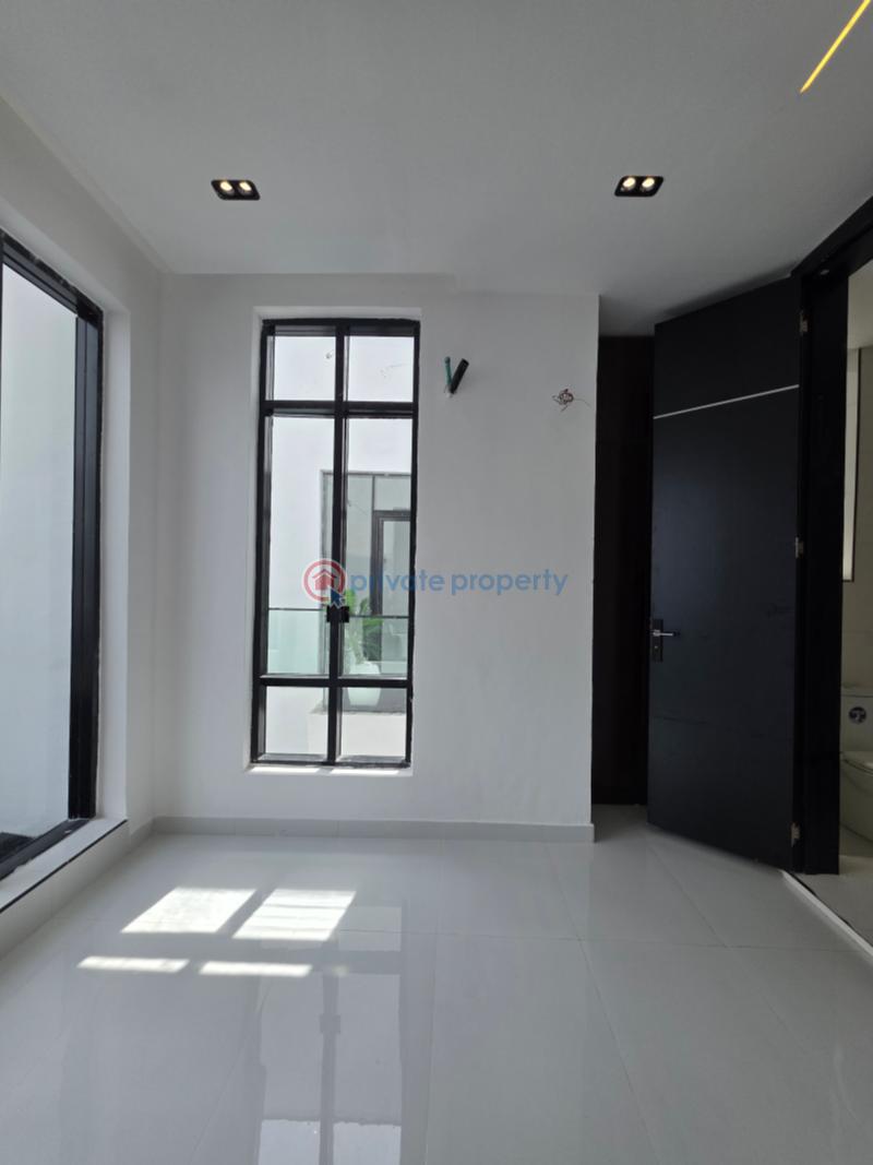 5 bedroom Detached Duplex For Sale Hampton Island Chevron Drive Lekki Lagos - 11