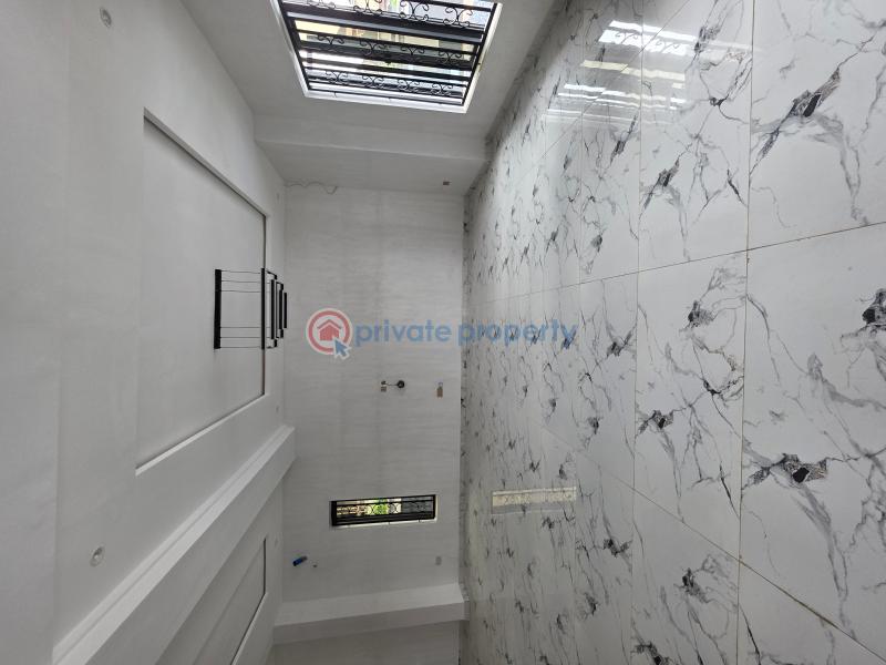 5 bedroom Detached Duplex For Sale Apo Resettlement Apo Abuja Phase 2  - 10