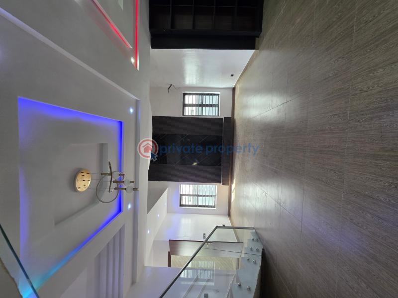 5 bedroom Detached Duplex For Sale Palm Residence Osapa London Lekki Lagos - 3