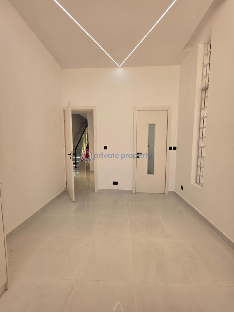 5 bedroom Detached Duplex For Sale Ologolo Lekki Lagos - 4