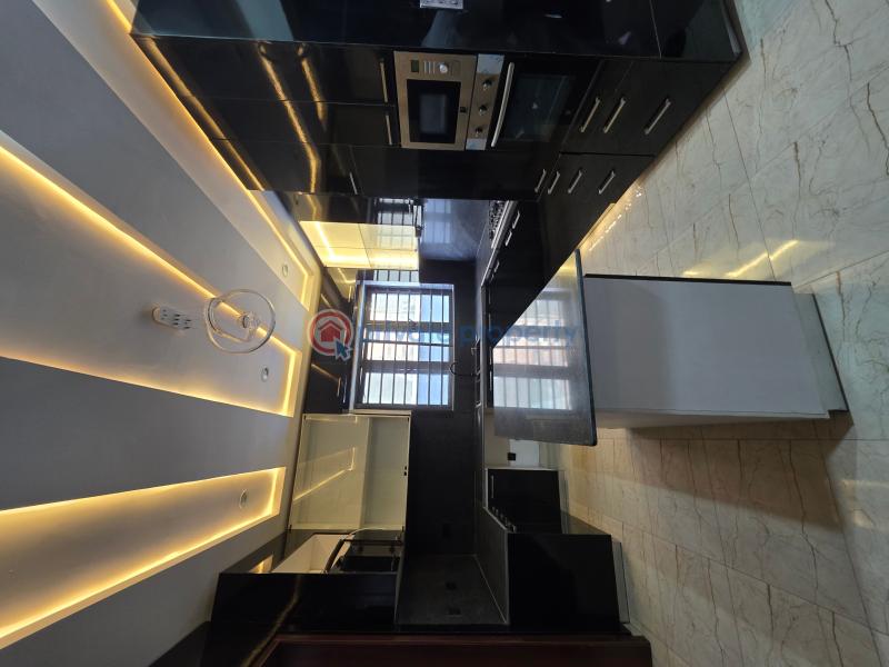 5 bedroom Detached Duplex For Sale Palm Residence Osapa London Lekki Lagos - 4