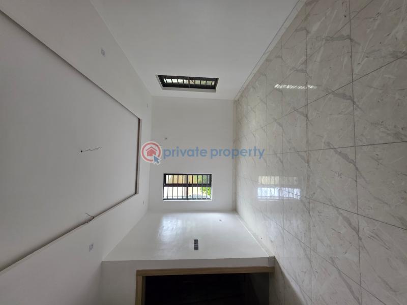 Affordable 5 bedroom semi-detached duplex - 2 5 bedroom Semi detached Duplex For Sale Lekki Phase 1 Lagos - 2