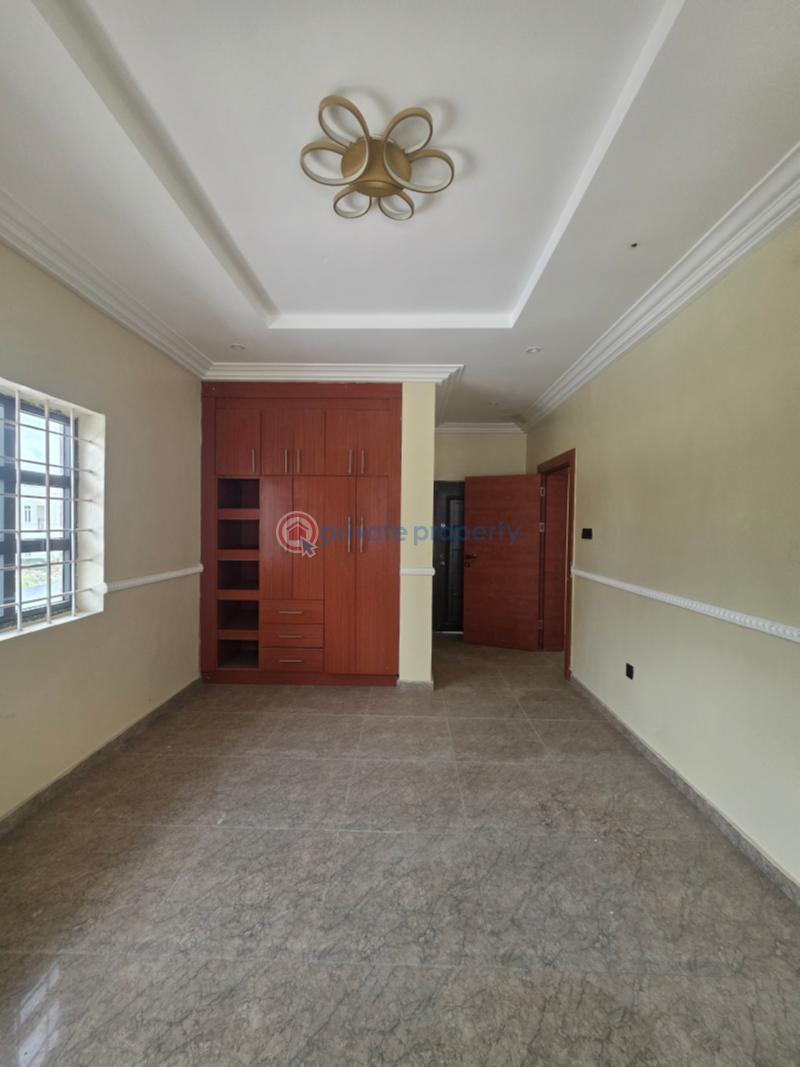6 bedroom Detached Duplex For Sale Carlton Gate Estate Chevron Drive Lekki Lagos - 4