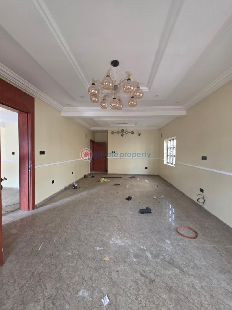 6 bedroom Detached Duplex For Sale Carlton Gate Estate Chevron Drive Lekki Lagos - 1