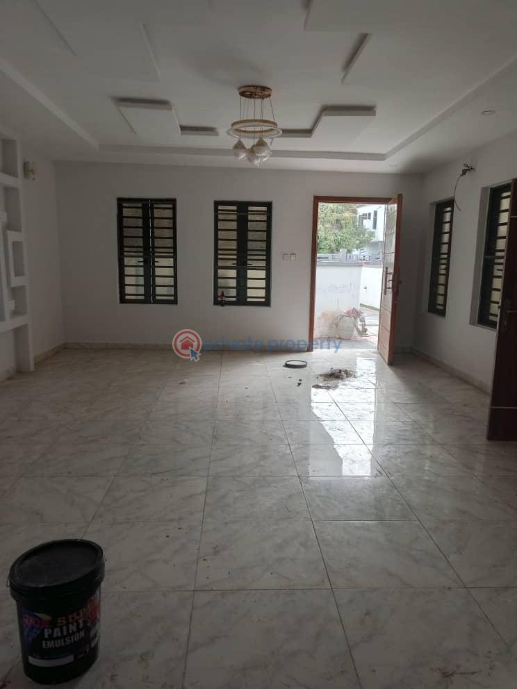 4 bedroom Semi detached Duplex For Sale Saka Ologolo Lekki Lagos - 5