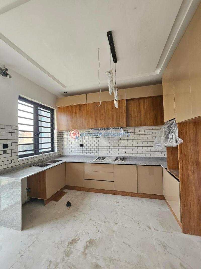 2 bedroom Flat & Apartment For Sale Freedom Way Lekki Phase 1 Lagos - 4