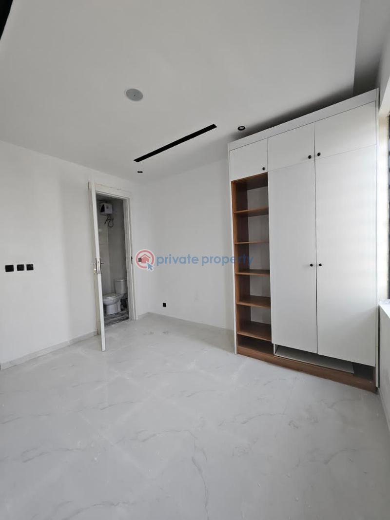 2 bedroom Flat & Apartment For Sale Freedom Way Lekki Phase 1 Lagos - 5