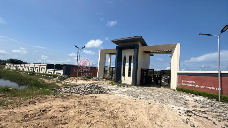 Residential Land For Sale Oakley Court Estate Located Less Than 5 Minutes Drive From Lekki Epe Expressway Eleko Ibeju-Lekki Lagos - 0