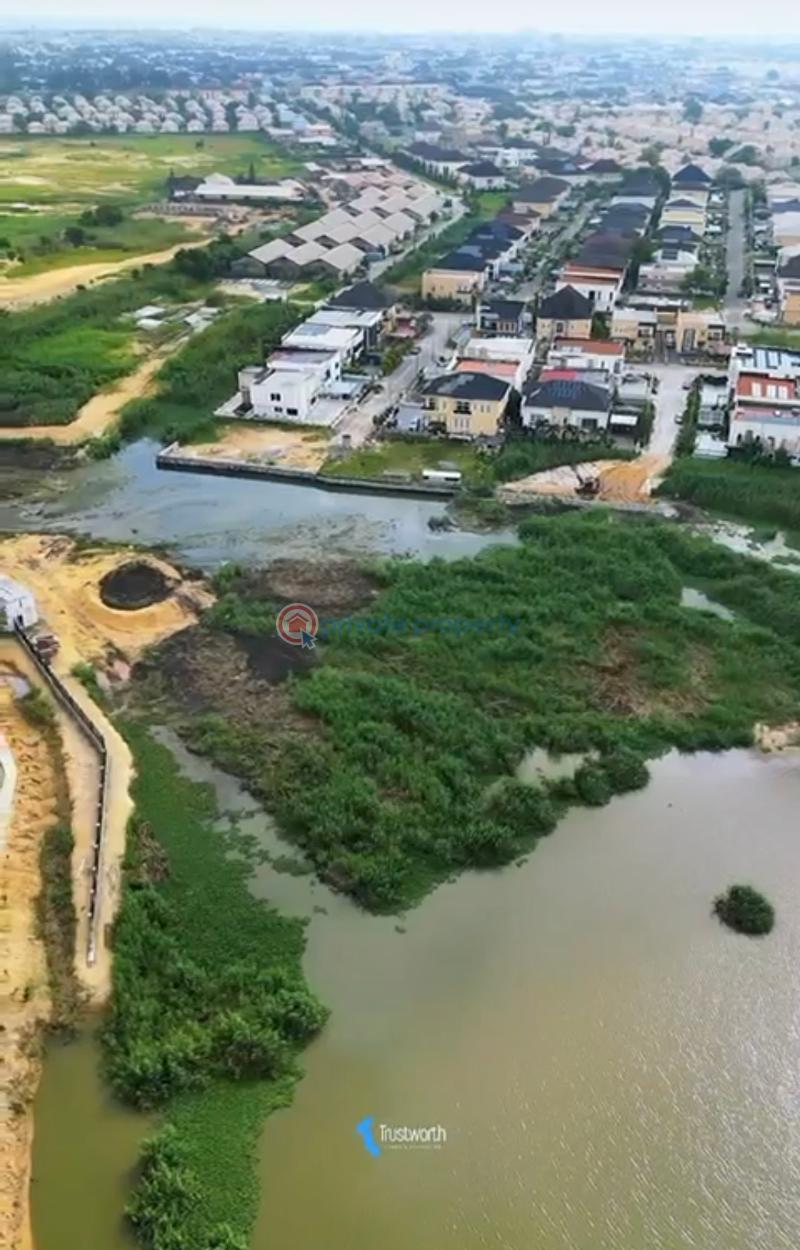 Mixed use Land For Sale Solace Platinum Gracefirld Estate Chevron Drive Chevron Drive Lekki Lagos - 2