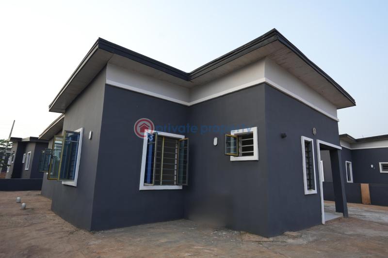 3 bedroom Bungalow For Sale Queens Homes, Mowe/ofada Bungalows* Mowe Ogun area  - 3