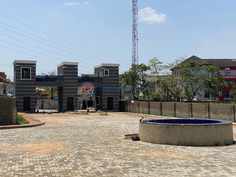 Mixed use Land For Sale Omole Kosofe Local Government Area Kosofe Kosofe/Ikosi Lagos - 0