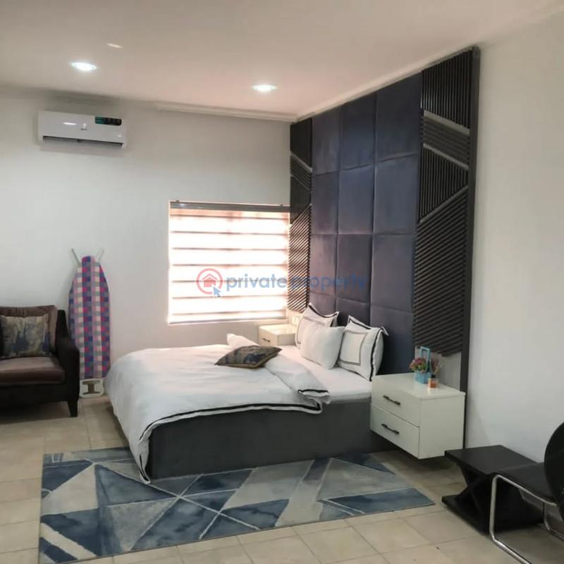 2 bedroom Shared Apartment Short let Ademola Adetokunbo Crescent Wuse II Abuja Phase 1  - 4