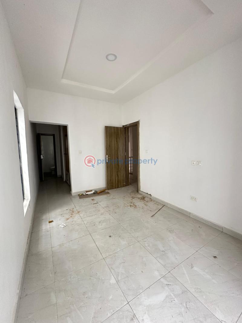4 bedroom Semi detached Duplex For Sale Oluremi Victoria Garden City Lekki Lagos - 11
