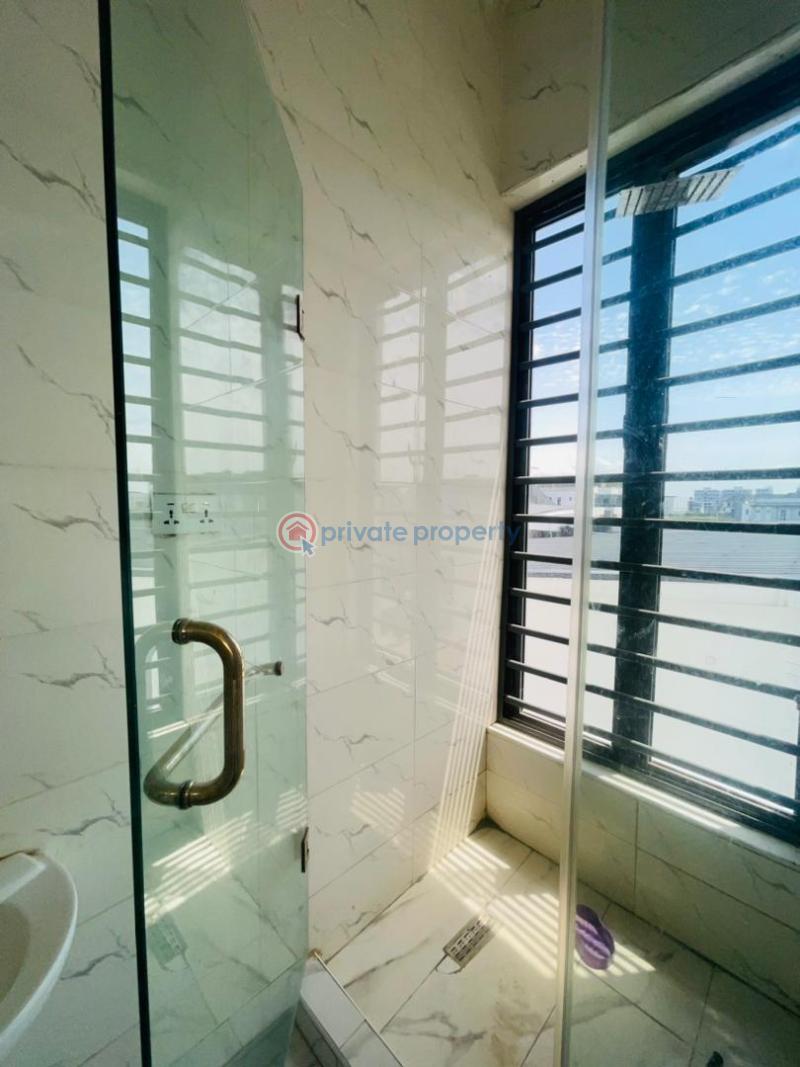 Well-maintained 3-bedroom flat with a penthouse and a bq - 4 3 bedroom Terraced Duplex For Sale Oniru Victoria Island Lagos - 4