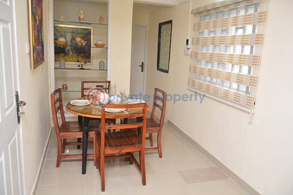 1 bedroom Self Contain Short let Aishar Court. Block E. Shonibare Estate Ikeja GRA Lagos - 3