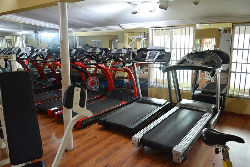 1 bedroom Self Contain Short let 2 Olatubosun Street, Shonibare Estate Ikeja GRA Lagos - 9