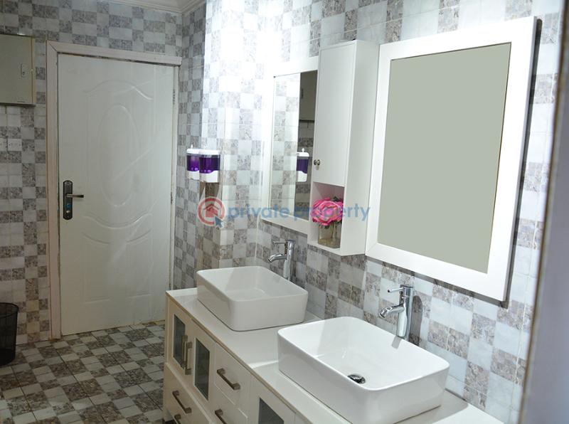 1 bedroom Mini Flat Short let 2 Olatubosun Street. Shonibare Estate. Ikeja GRA Lagos - 2