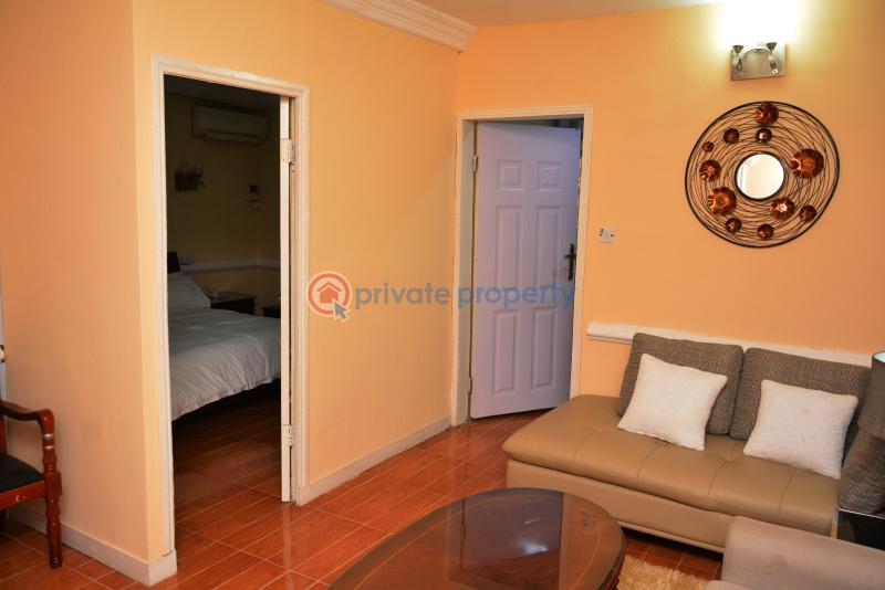 2 bedroom Flat & Apartment Short let 2 Olatubosun Street. Shonibare Estate Ikeja GRA Lagos - 2