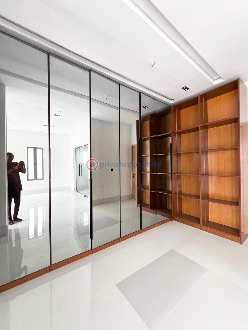 5 bedroom Detached Duplex For Sale Sangotedo Ajah Lagos - 24