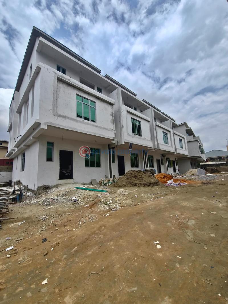 4 bedroom Detached Duplex For Sale Anthony Village Maryland Lagos