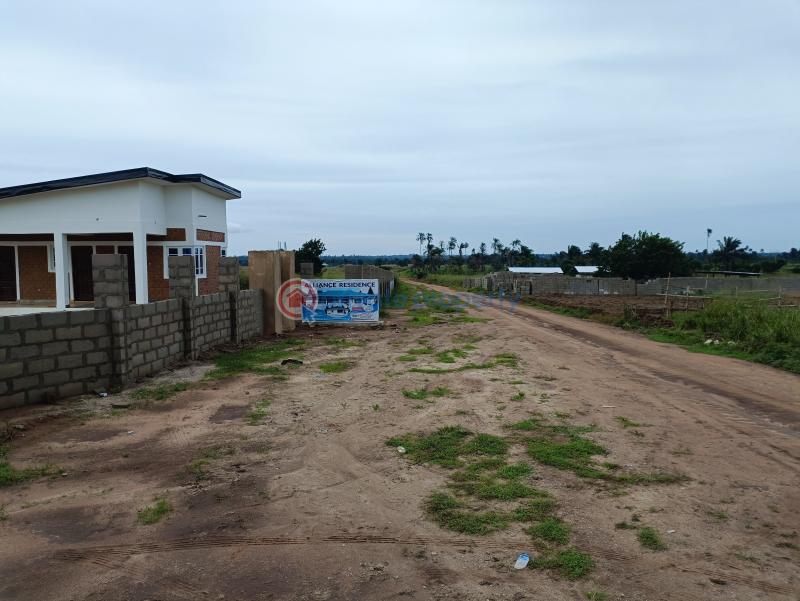 For sale Land Alliance Estate By Faculty Of Agriculture Rivers State