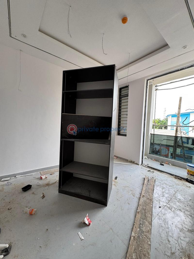 3 bedroom Maisonette For Sale Ikeja GRA Lagos - 10