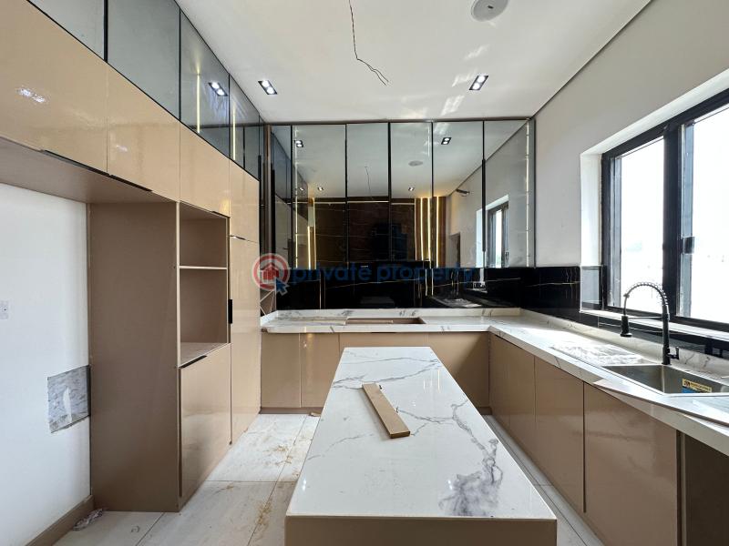4 bedroom Semi detached Duplex For Sale Orchid, Chevron Tollgate Lekki Lagos - 9