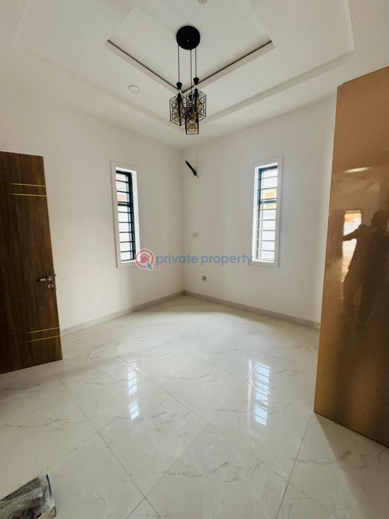 5 bedroom Detached Duplex For Sale Omole Phase 1 Ojodu Lagos - 9