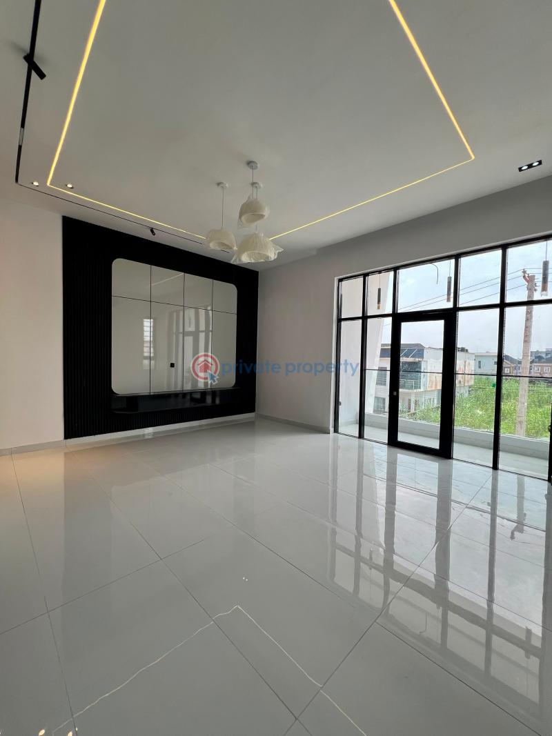 5 bedroom Semi detached Duplex For Sale Ajah Lagos - 3