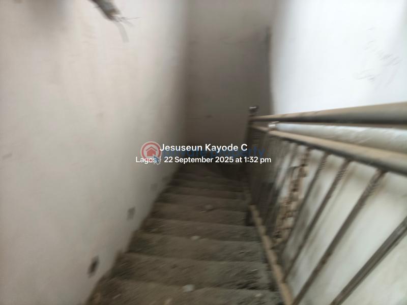 4 bedroom Duplex For Sale Ona Iwamimo Street Off Ori Oke Bus Stop Ejigbo Ejigbo Lagos - 11