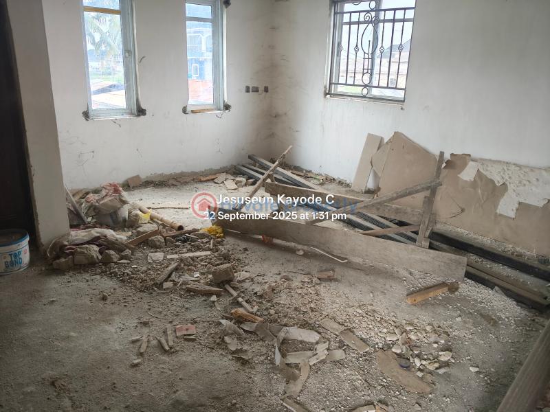 4 bedroom Duplex For Sale Ona Iwamimo Street Off Ori Oke Bus Stop Ejigbo Ejigbo Lagos - 7