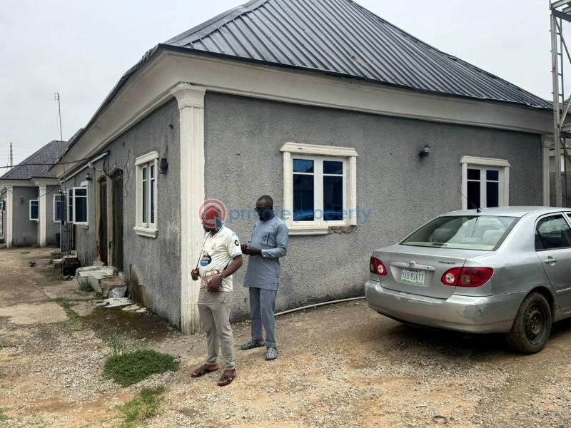 House For Sale Tunga Maje, Gwagwalada Abuja Phase 4  - 4