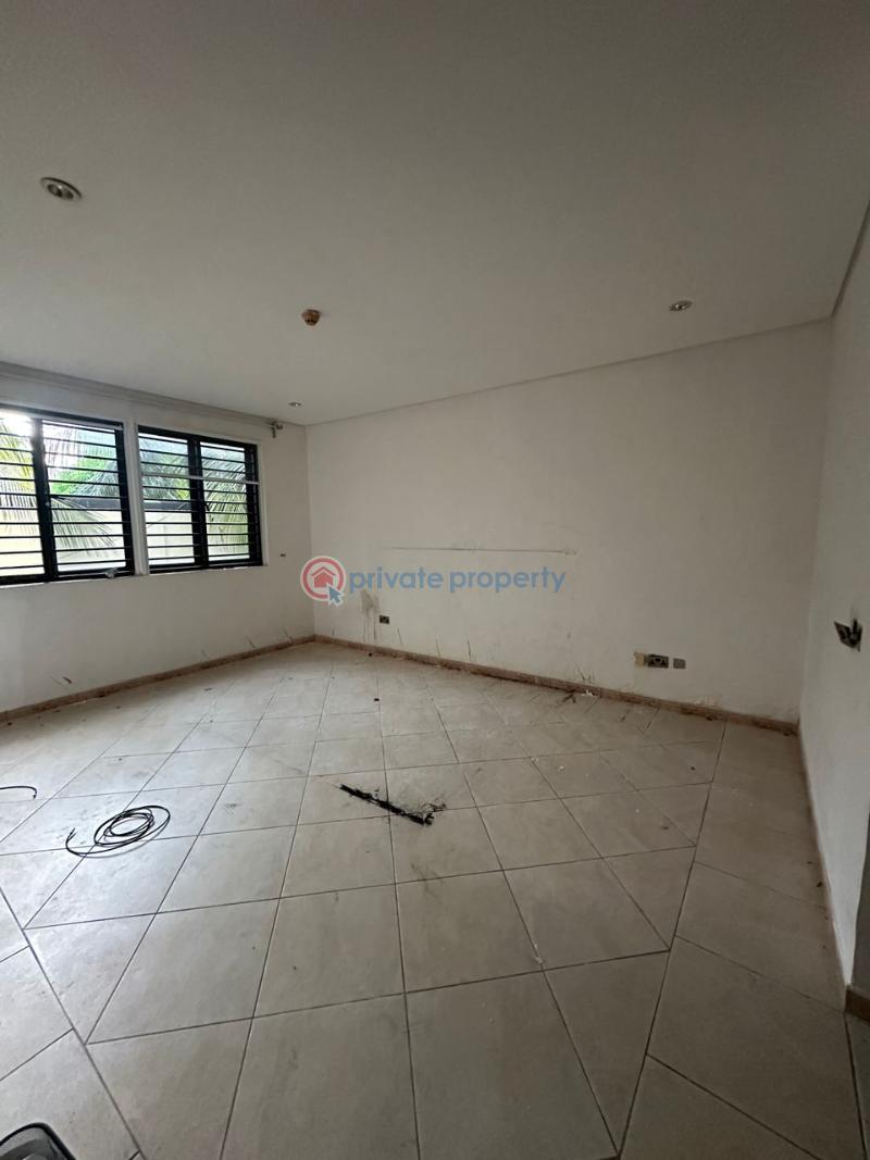 2 bedroom Shared Apartment For Rent Banana Island Ikoyi Lagos - 13
