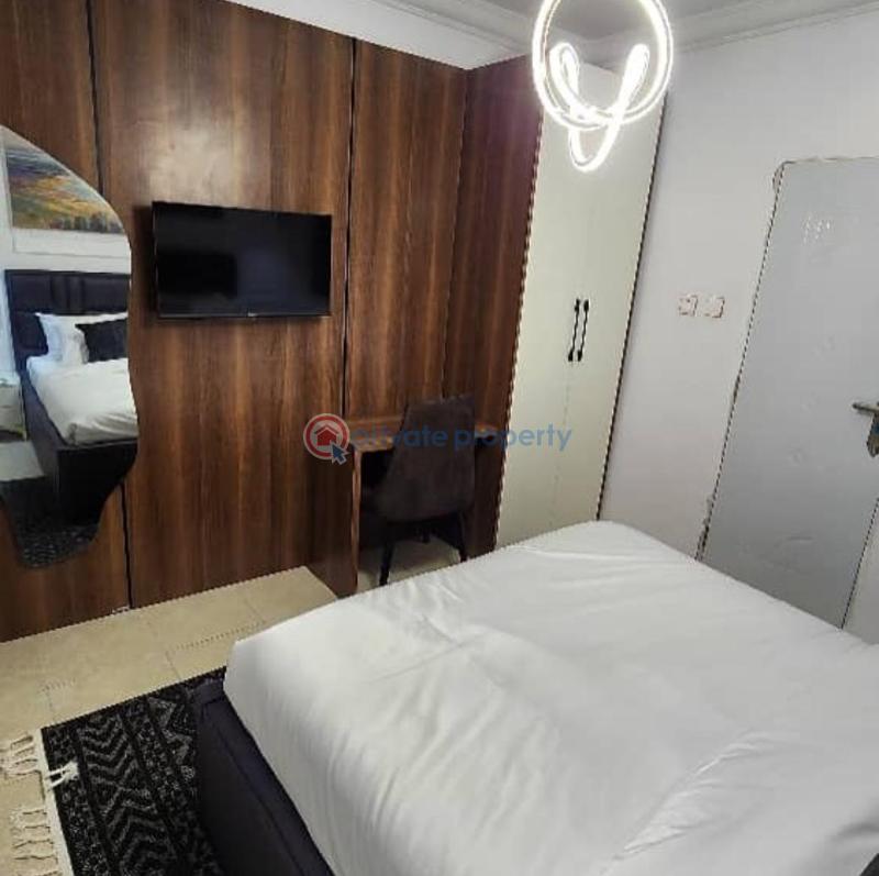 Amazing 3bedroom apartment - 11 3 bedroom Block Of Flats Short let Surulere Lagos - 11