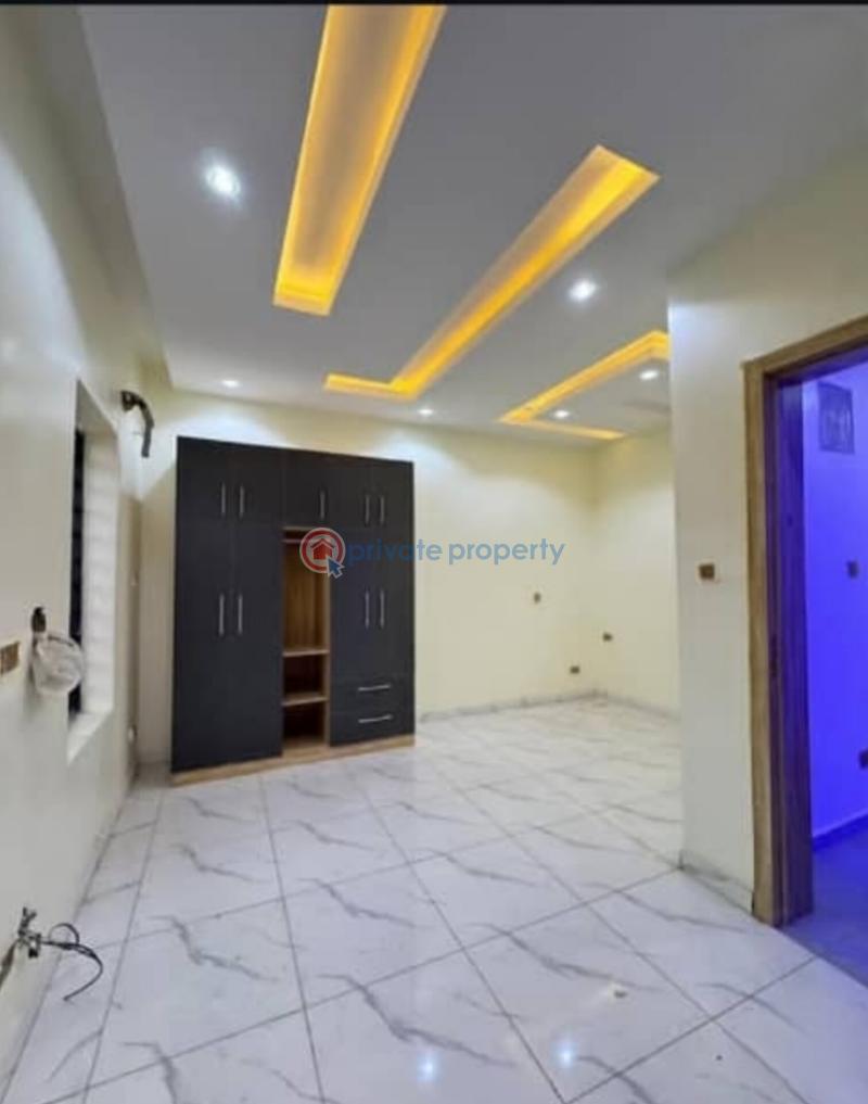 4 bedroom Semi detached Duplex For Sale Ebute Metta Yaba Lagos - 6