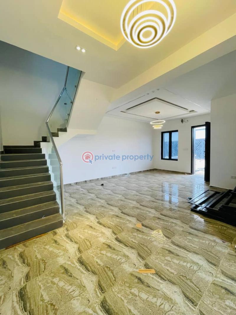 4 bedroom Semi detached Duplex For Sale Phase 1, Ogudu GRA Ojota Lagos - 6