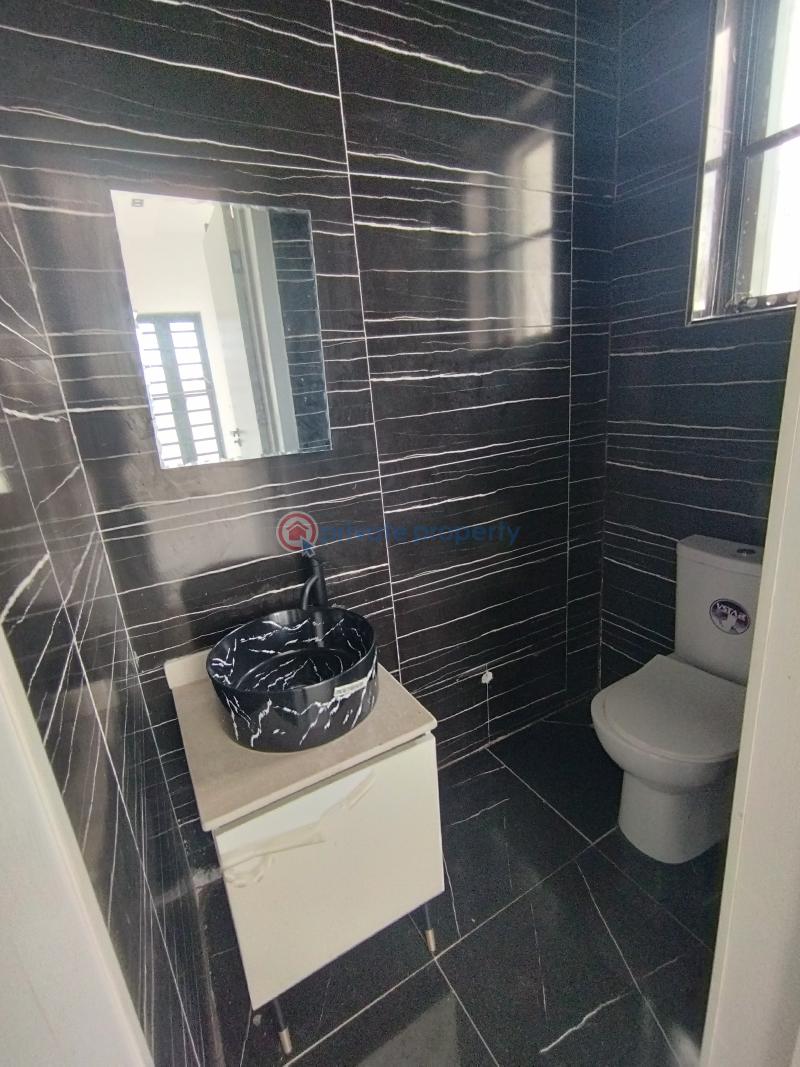 4 bedroom Detached Duplex For Sale Estate Lekki Lagos - 5