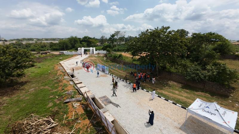 Residential Land For Sale Denmark Estate, Oluyole, (1 Min From Lagos–ibadan Expressway, Along Ijebu Ode Road) Oluyole Estate Ibadan Oyo - 2