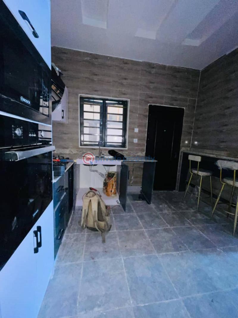 4 bedroom Detached Duplex For Sale Magodo, Magodo GRA Phase 1 Ojodu Lagos - 4