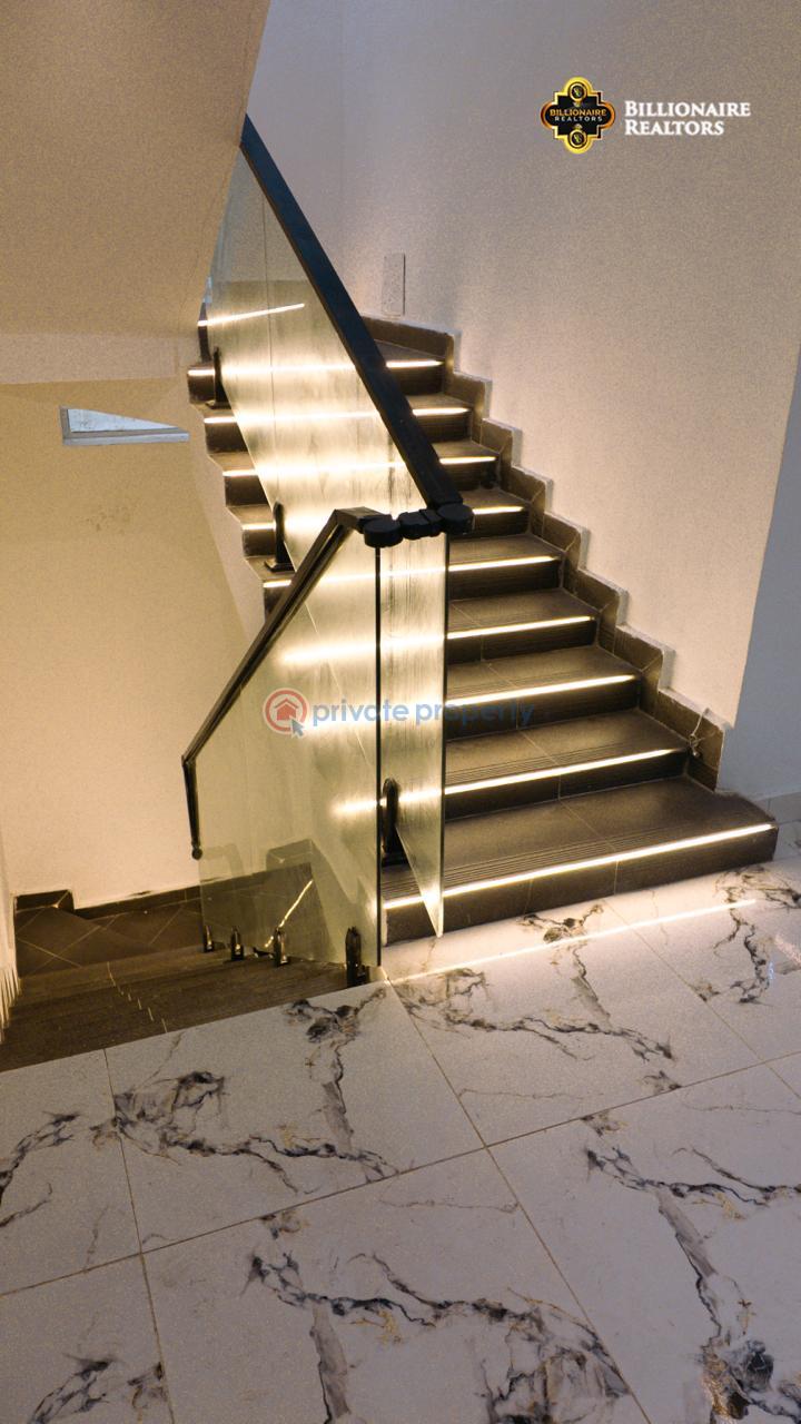 5 bedroom Semi detached Duplex For Sale Ocean Bay Estate, Orchid Road, Chevron Lafiaji Lekki Lagos - 2
