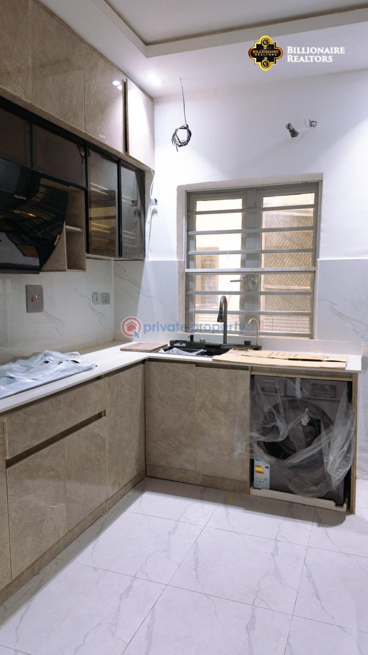 5 bedroom Semi detached Duplex For Sale Ocean Bay Estate, Orchid Road, Chevron Lafiaji Lekki Lagos - 32