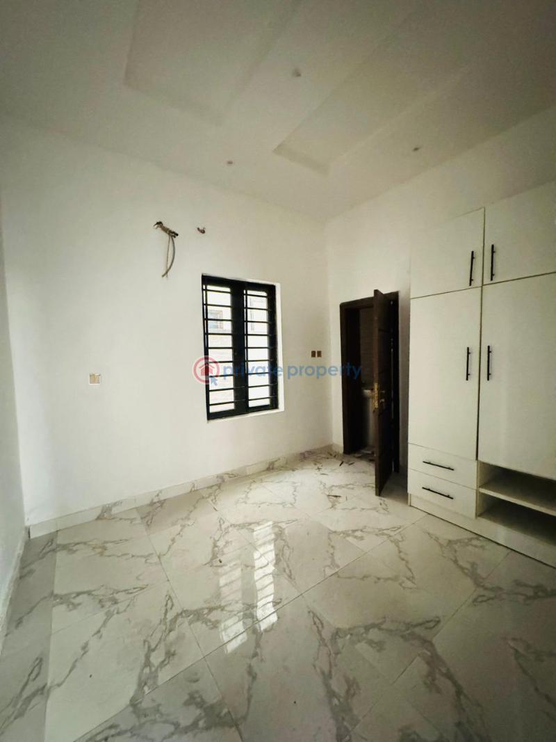 4 bedroom Detached Duplex For Sale Magodo Phase 1 Magodo Kosofe/Ikosi Lagos - 3