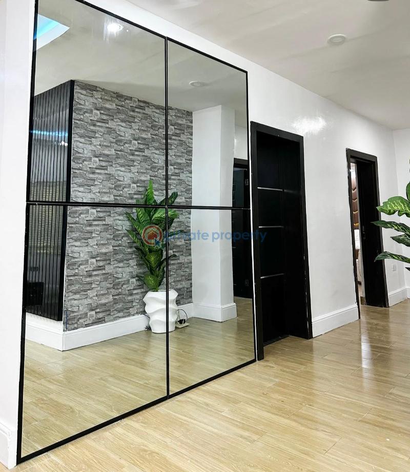 Amazingly furnished 3bedroom apartment - 3 3 bedroom Block Of Flats Short let Ikate Elegushi Lekki Lagos - 3