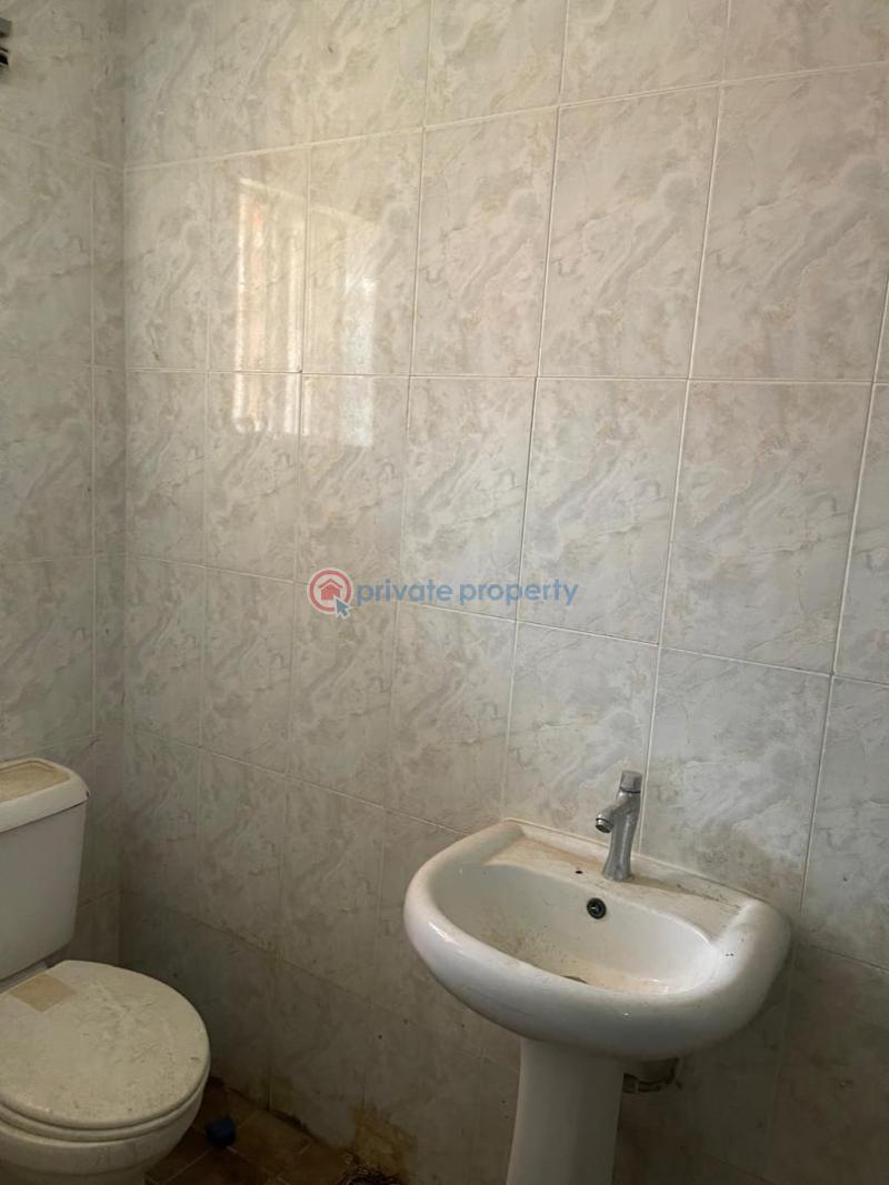 An all-en-suite, modern and newly built 3bedroom bungalow - 9 3 bedroom Detached Bungalow For Sale Oxford Estate Mowe Ogun area  - 9