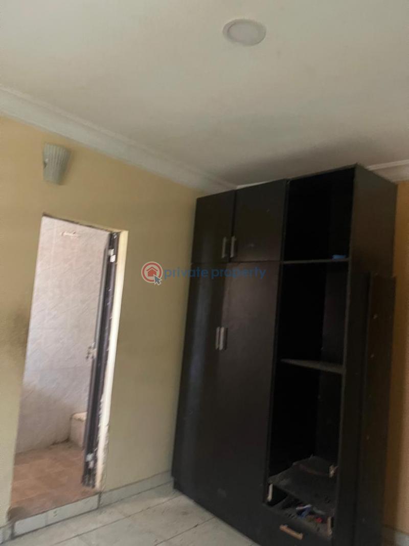 An all-en-suite, modern and newly built 3bedroom bungalow - 8 3 bedroom Detached Bungalow For Sale Oxford Estate Mowe Ogun area  - 8