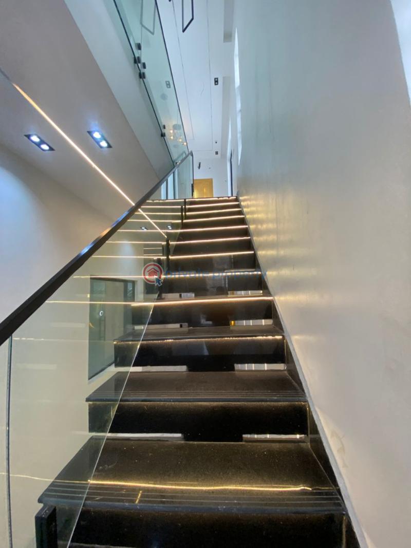 5 bedroom Detached Duplex For Sale Chevron Drive Lekki Lagos - 10